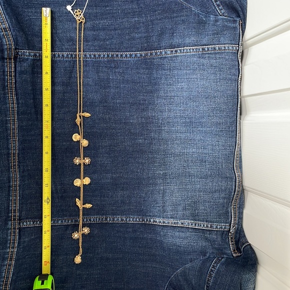 🆕ANN TAYLOR Seashell Neclace - Picture 3 of 4